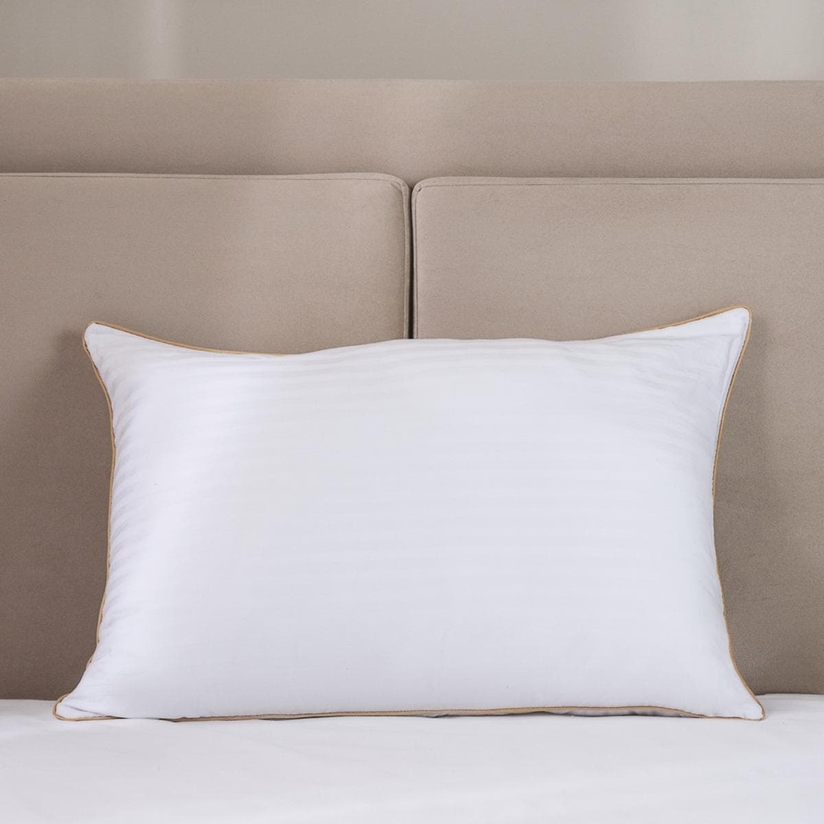 Varessa Barcelona Hollowfibre Pillow 50X70 cm