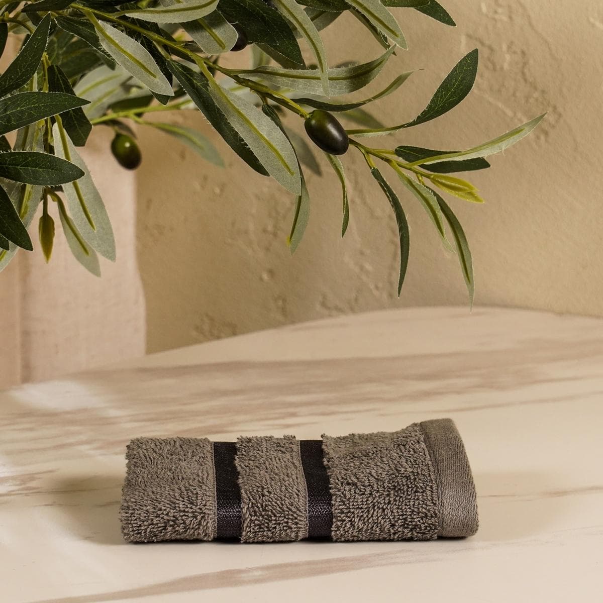 منشفة وجه سادة لايف ستايل غرافيت 30×30 سم