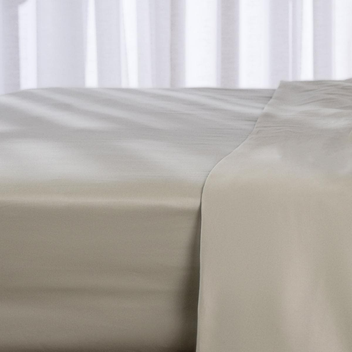 250 Thread Count Cotton Fitted Sheet Stone 120x200 cm