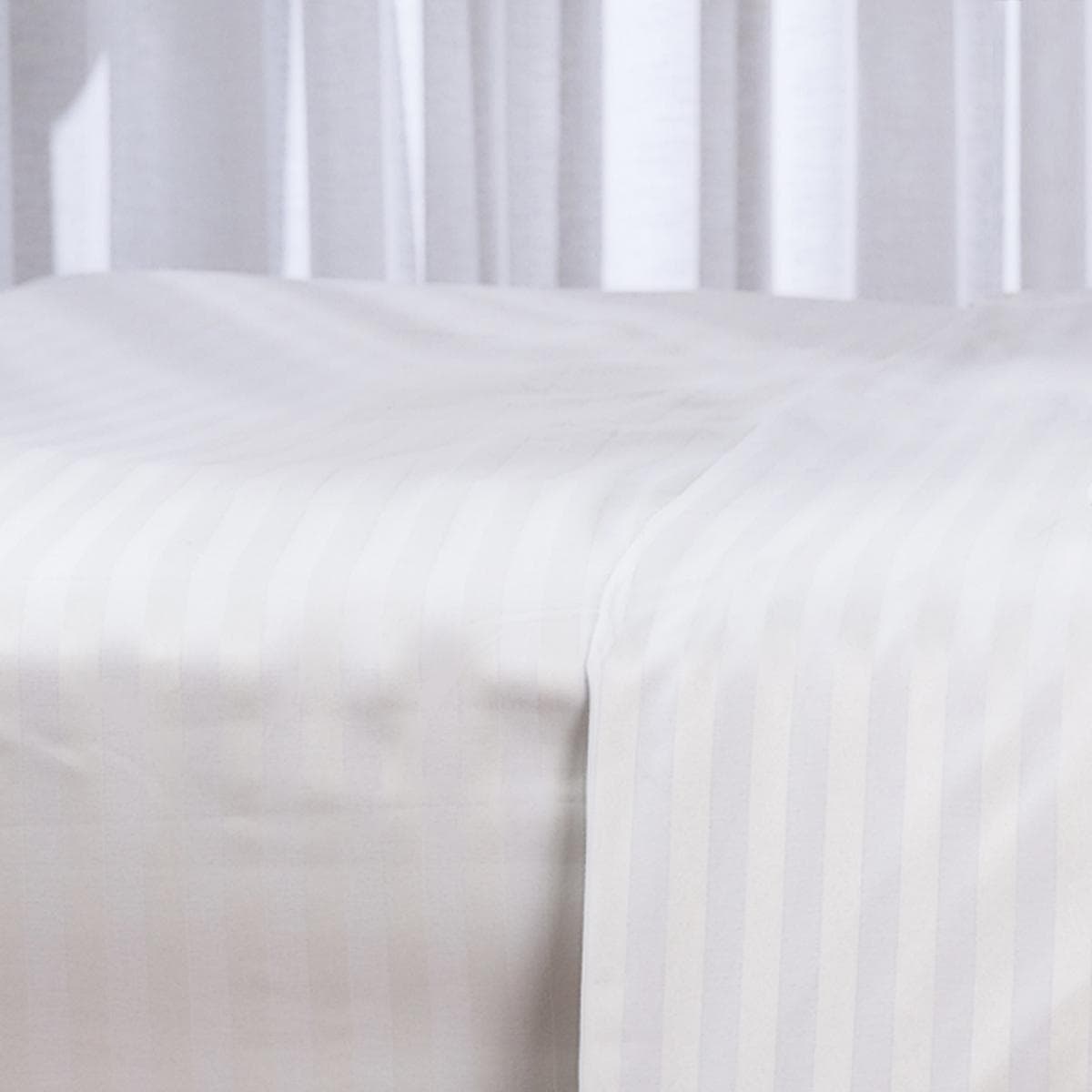 The White Collection Fitted Sheet White 180x200 cm