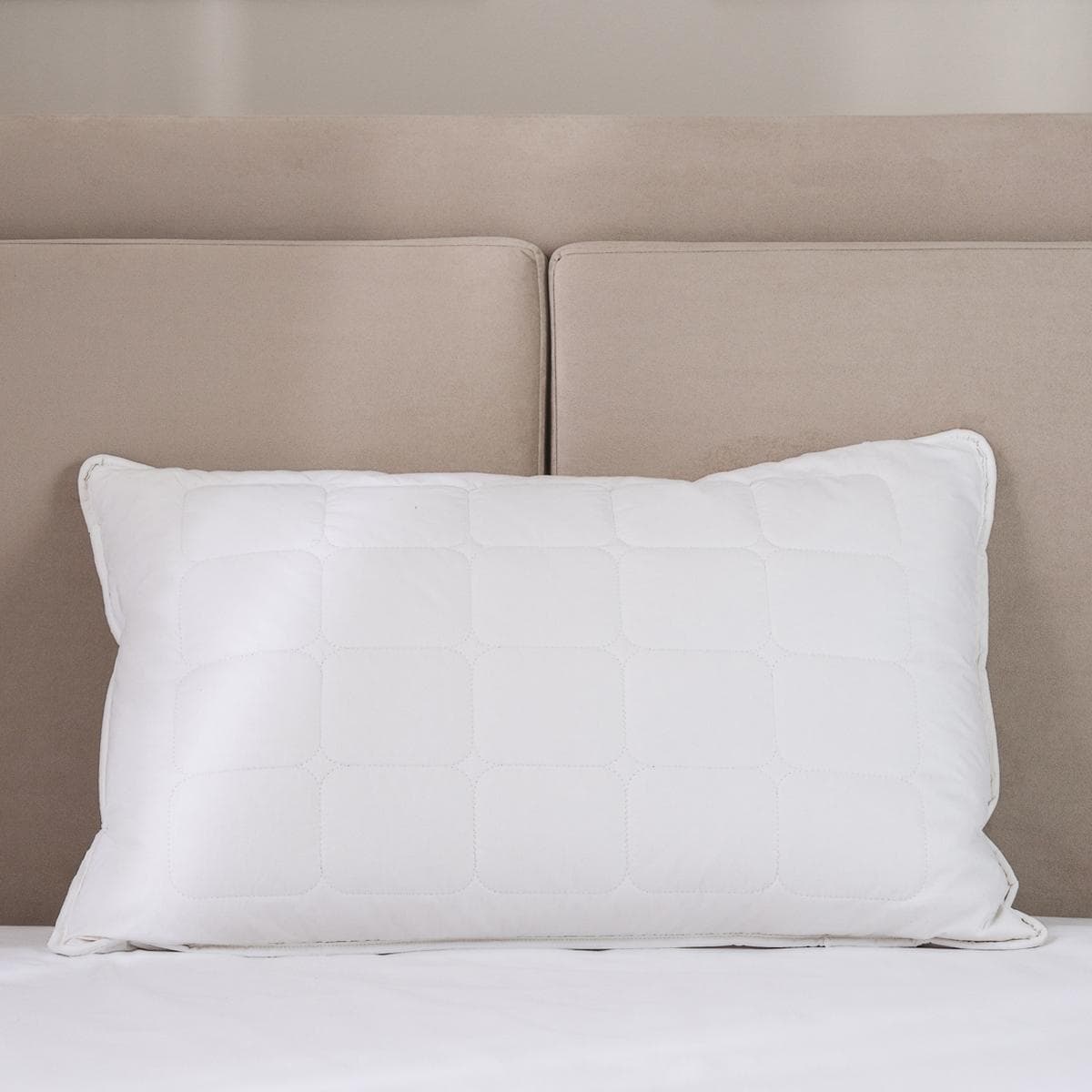 Temperature Control Pillow 50 x 75 Cm