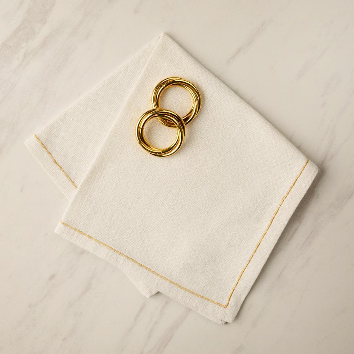 طقم حلقات مناديل المائدة ترينيتي 6 قطع ذهبي