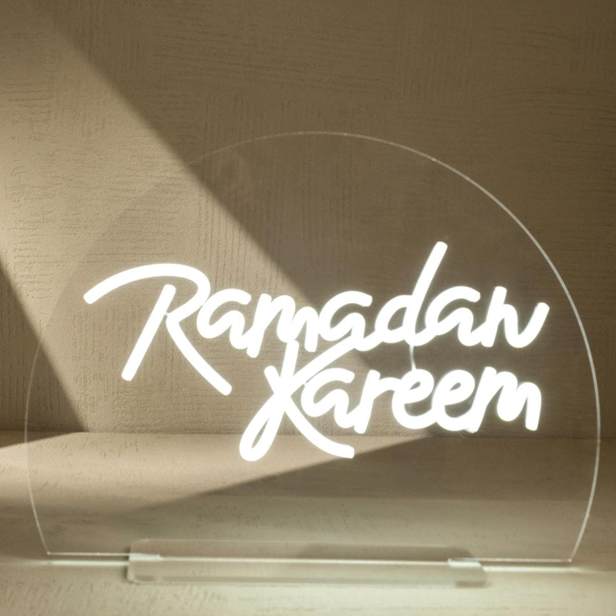 RK English LED Light White 49X12X37 cm