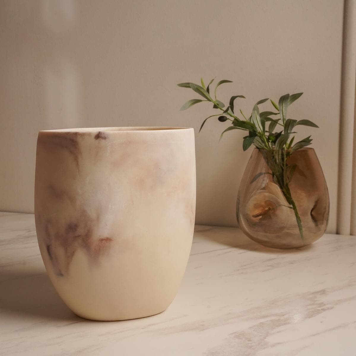 سلة مستحضرات التجميل ديمبل كريمي ارتفاع 26 سم