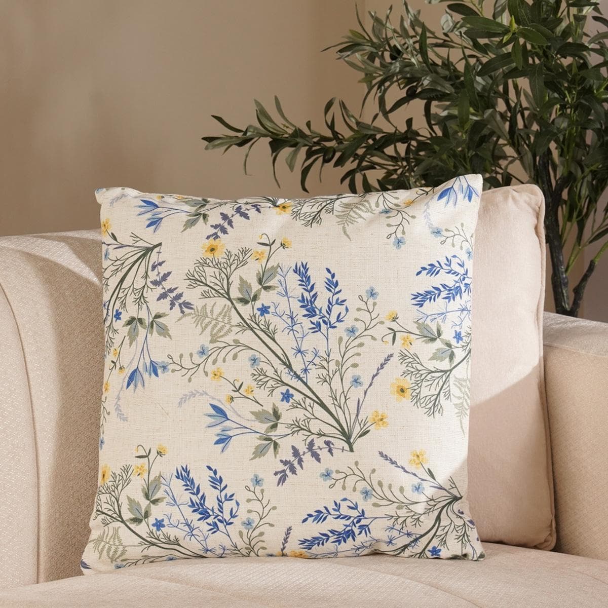 Ria Cushion Multicolor 45 X 45 cm