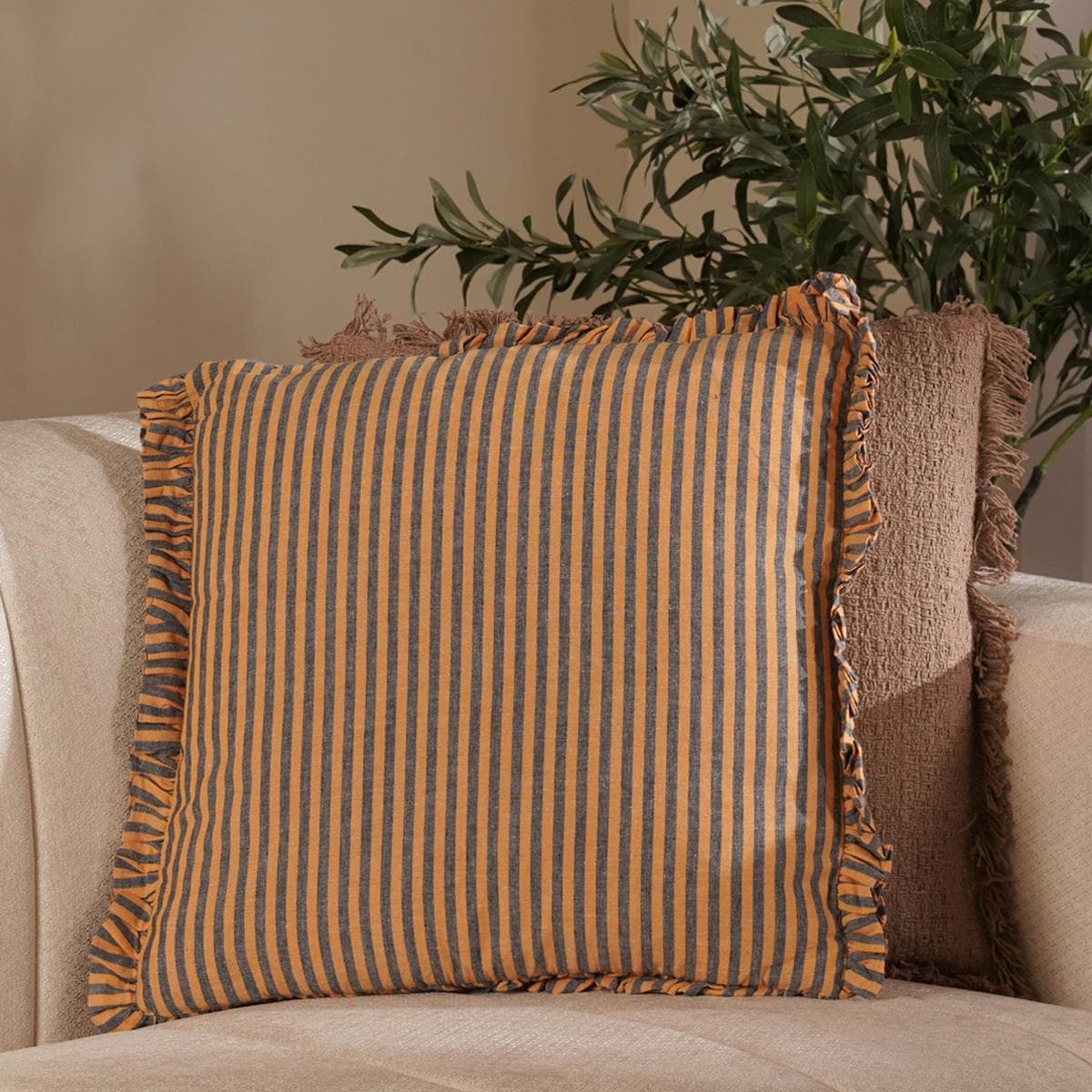 كوشيّة مخططة صفراء 45×45 سم