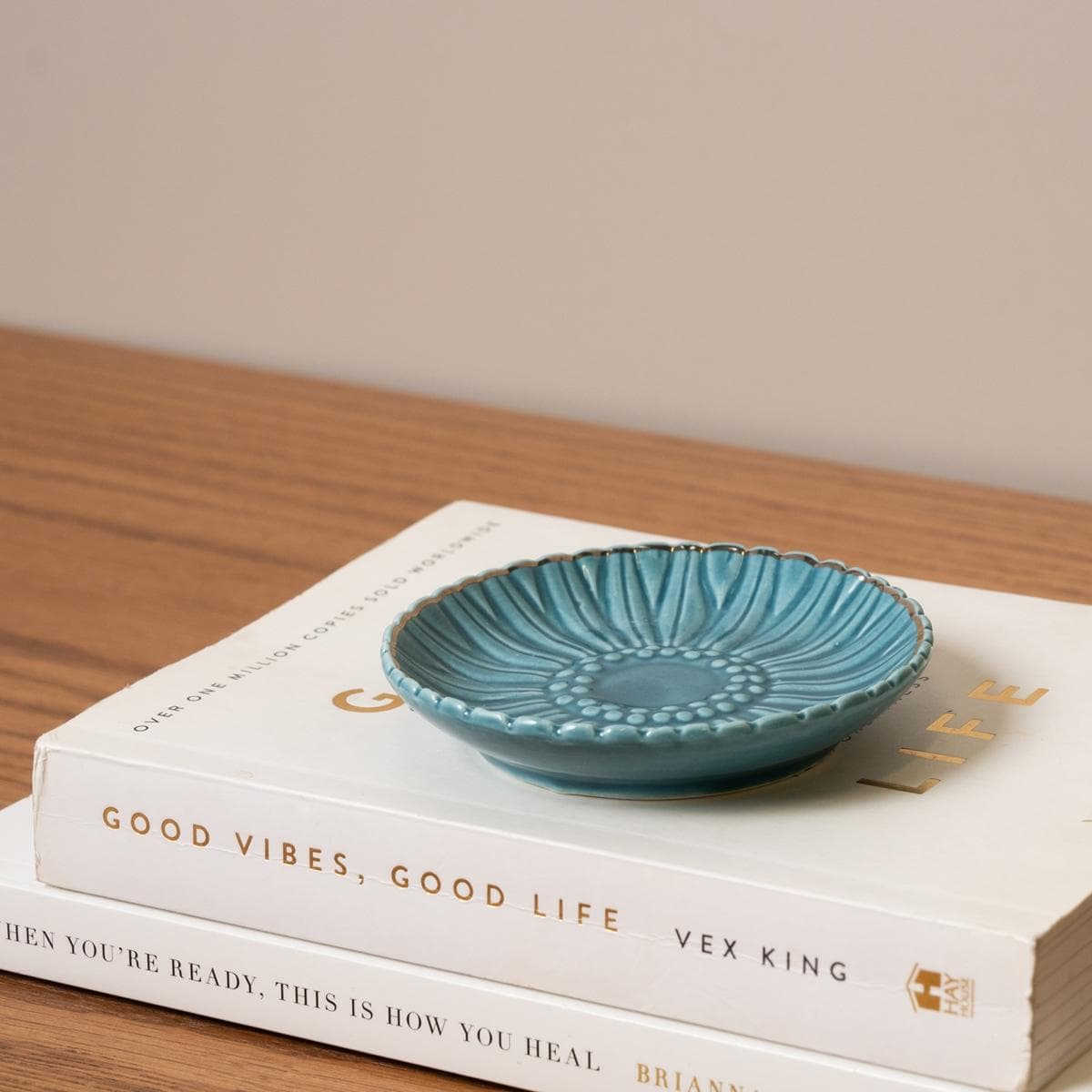 Pansy Deco Plate Blue 9X9X1.5 cm