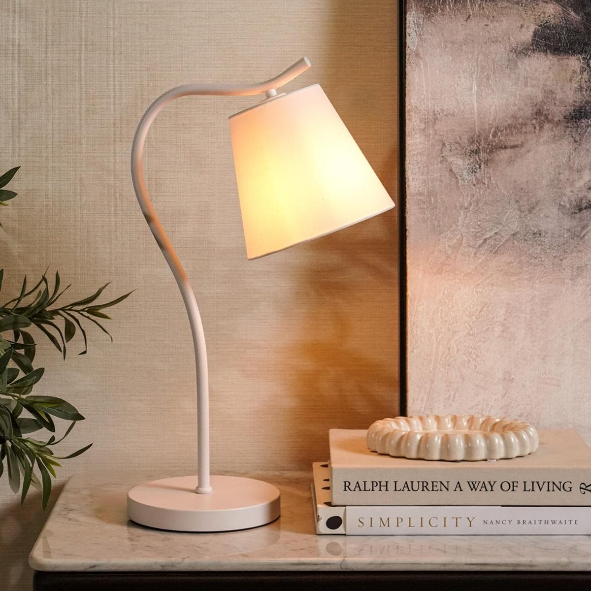 مصباح طاولة ريز أبيض ارتفاع: 53 سم