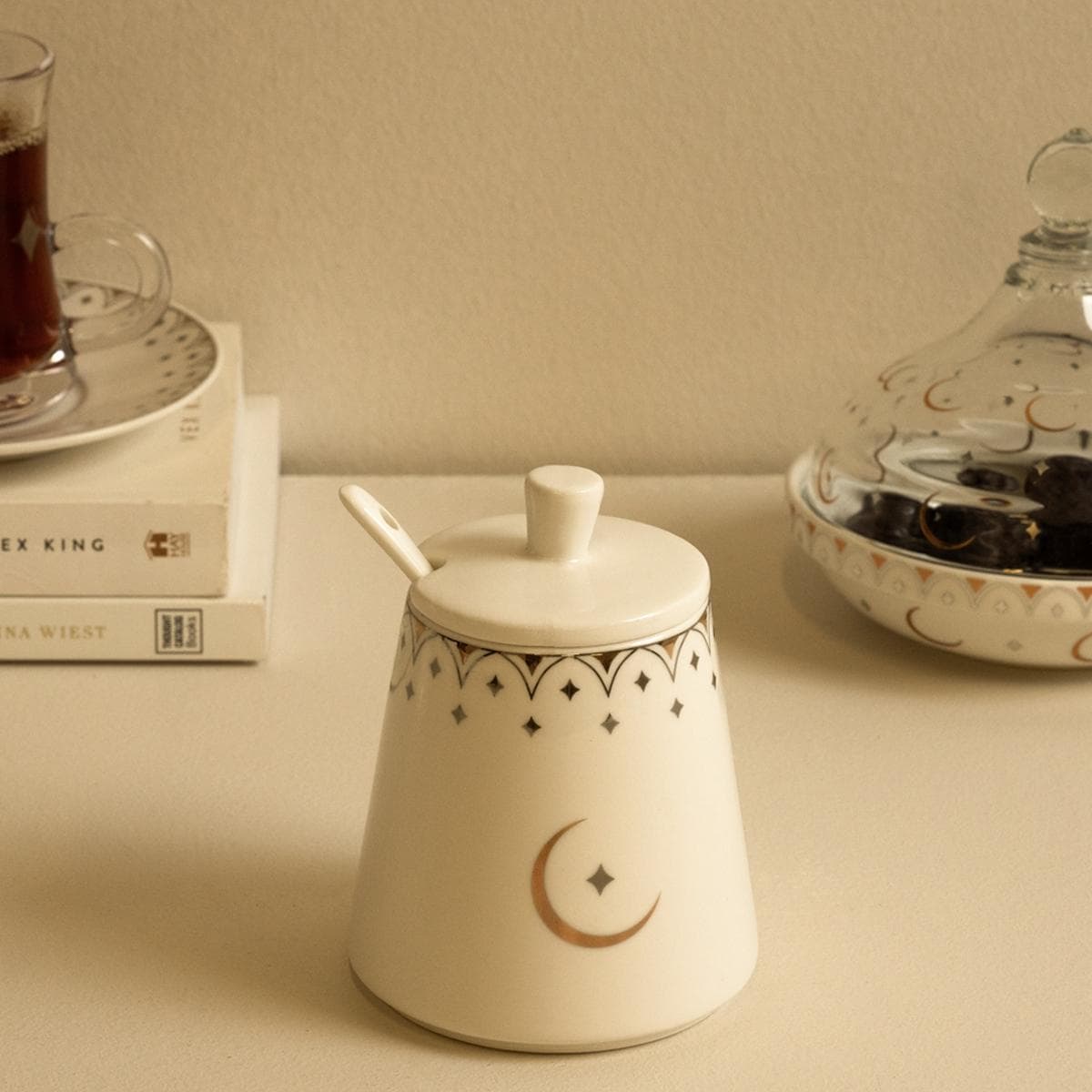 وعاء سكر قمرة نيو بون ذهبي قطعة واحدة