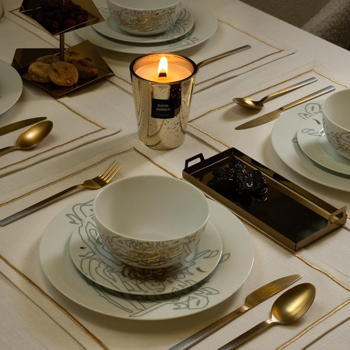 Lamatna Porcelain Dinner Set 18Pcs Gold