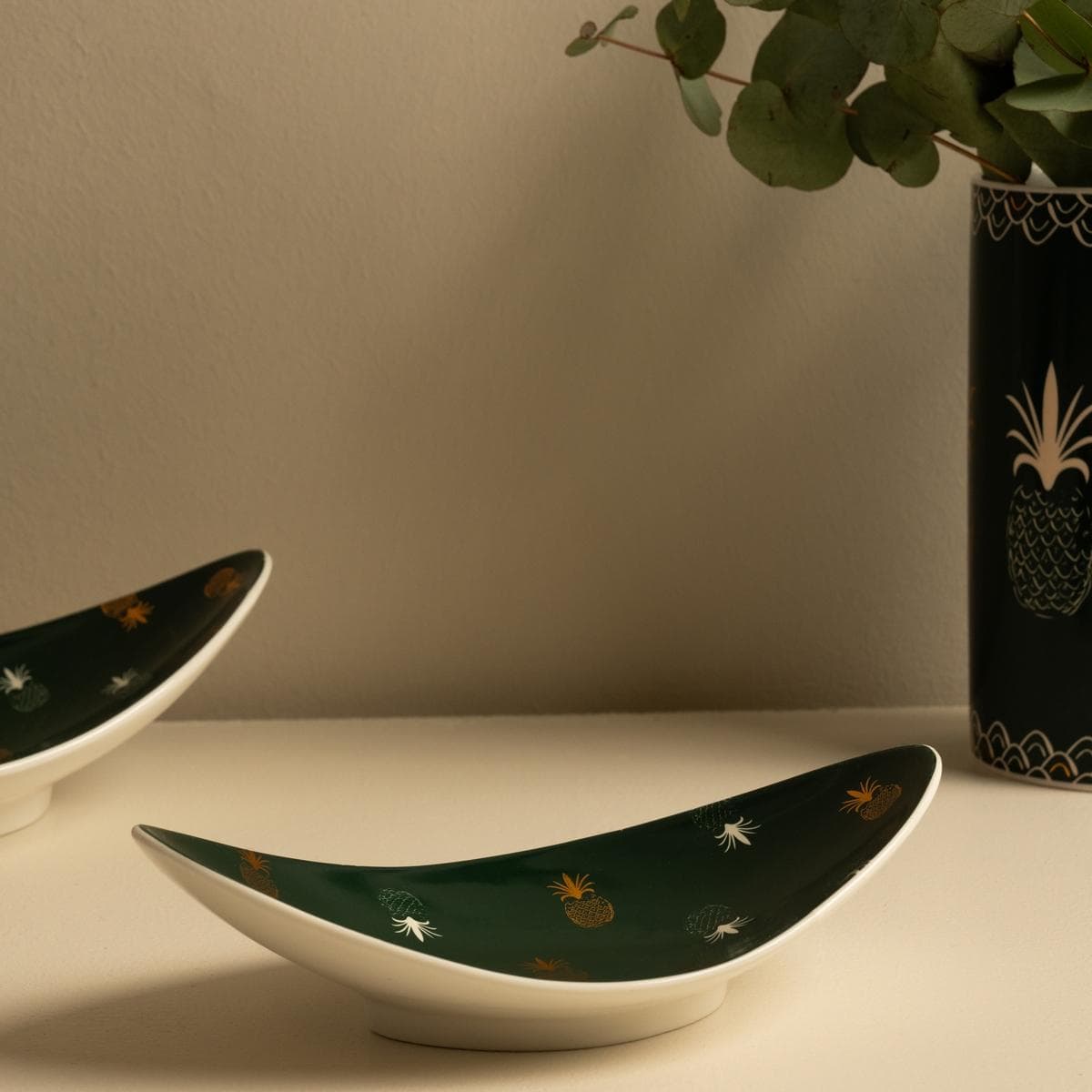 Saify Date Plate Green 20 cm