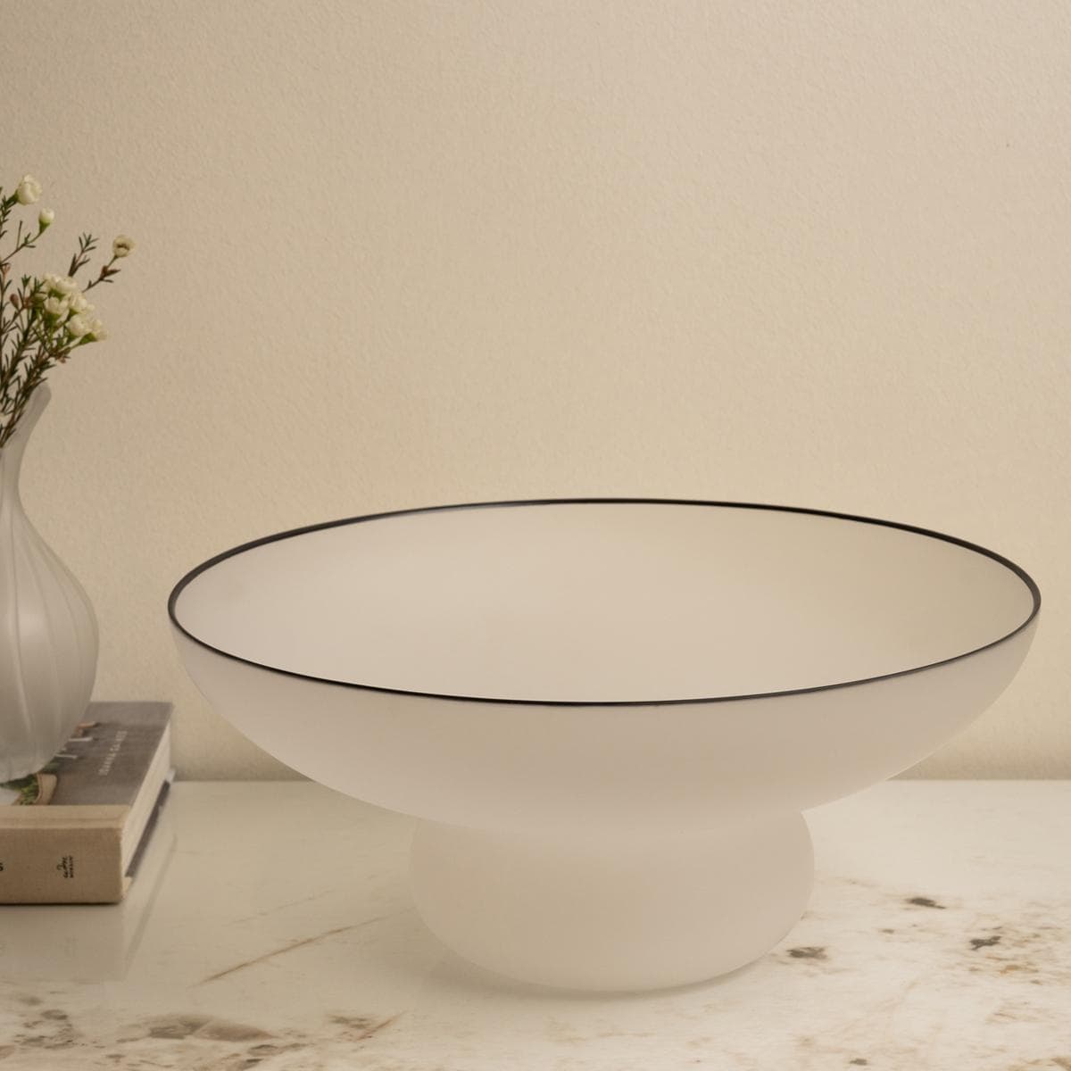 وعاء بقاعدة بلزن أبيض قُطر: 35.5 × ارتفاع: 15.5 سم