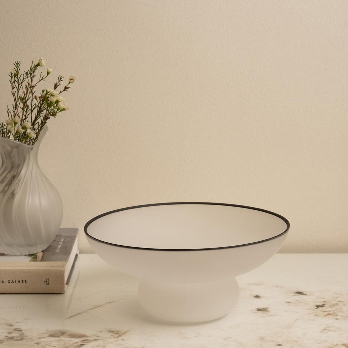 Blasen Glass Footed Bowl White 16X16X8 cm