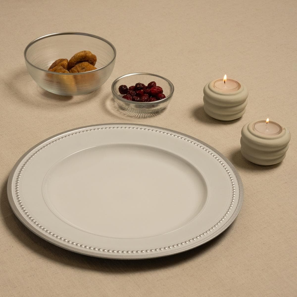 طبق توزيع كبير روزن فضي قُطر 33 سم