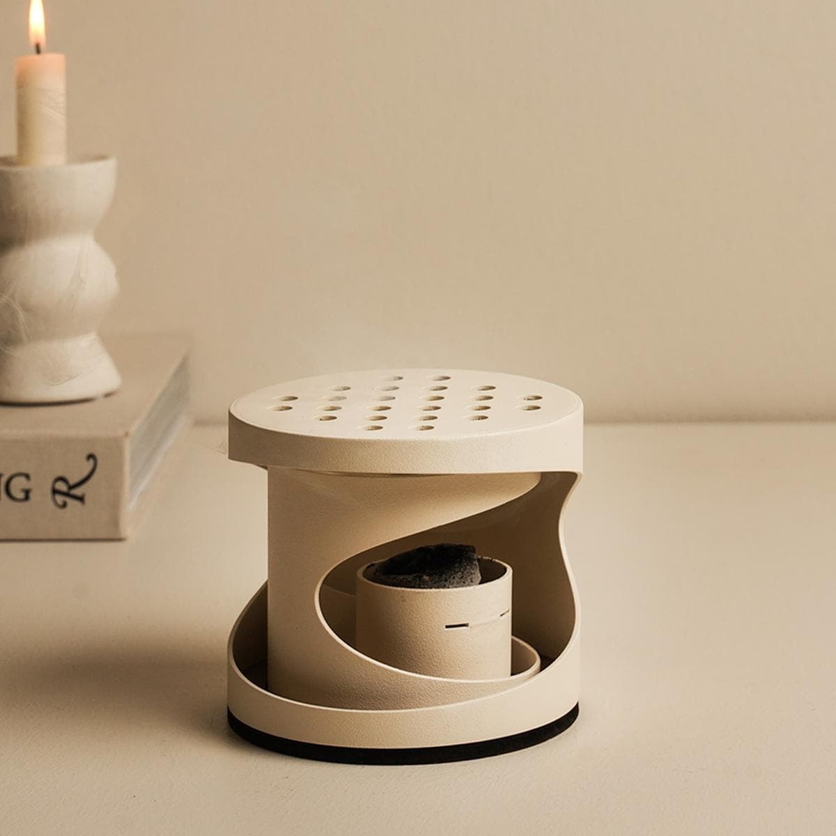 موقد دواة الليوان كريمي