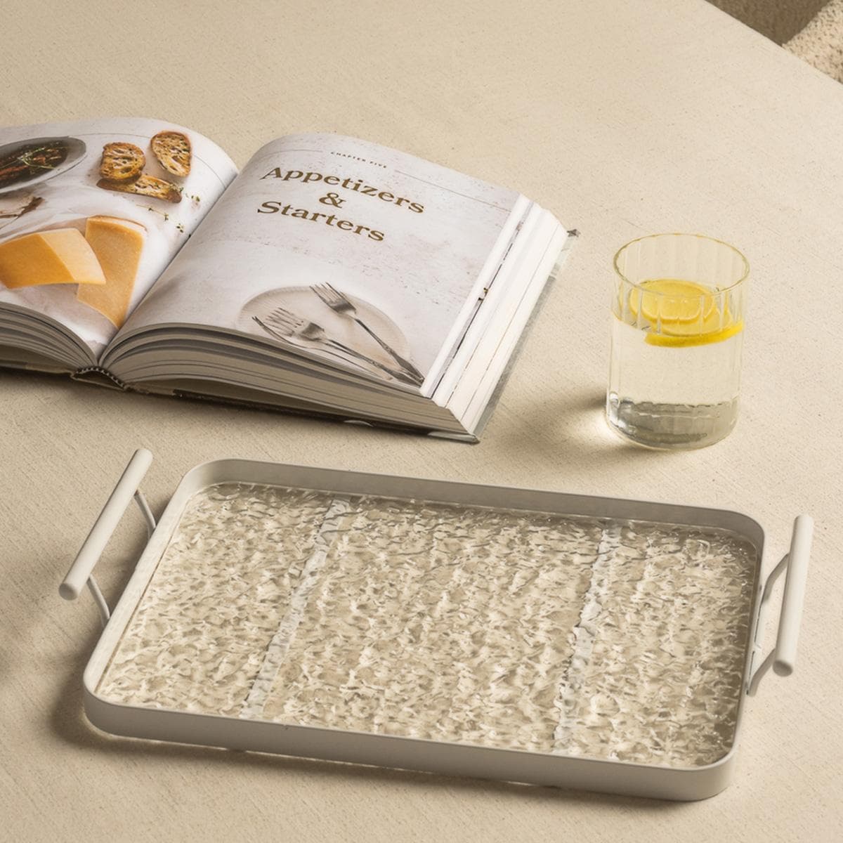 Hammered Metal Tray White 30.5X4X22 cm