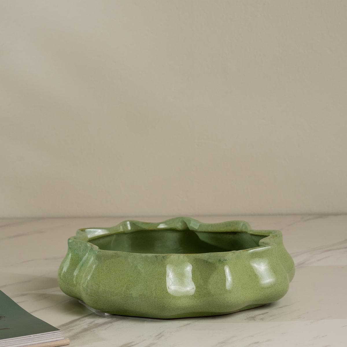 Crown Deco Bowl Light Green 24.8X24X5.2C