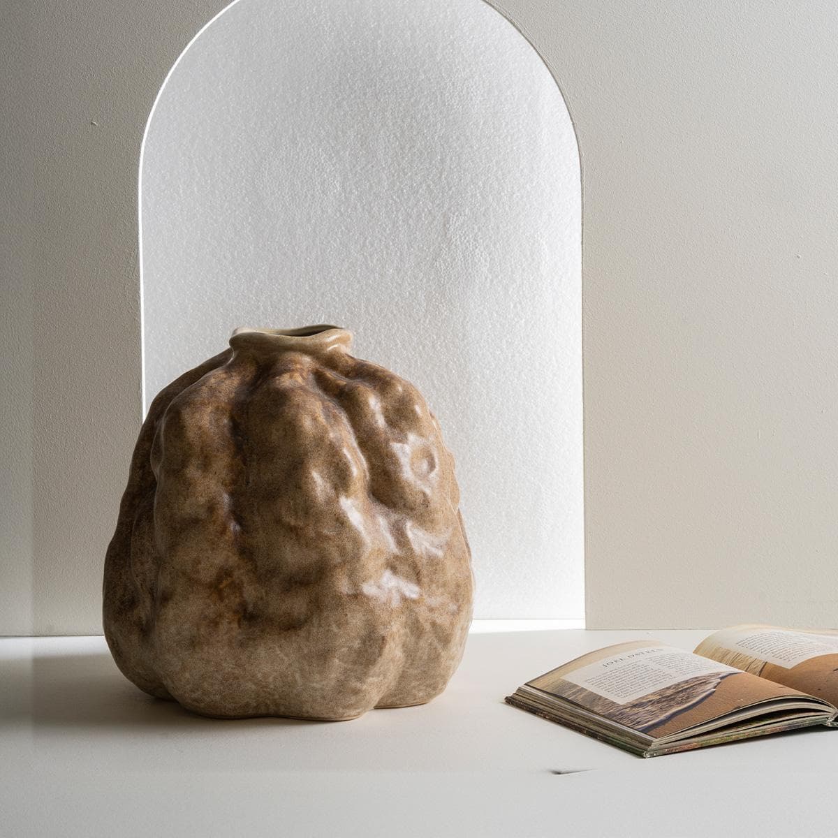 Damaris Vase Brown 30X29.3X30 cm