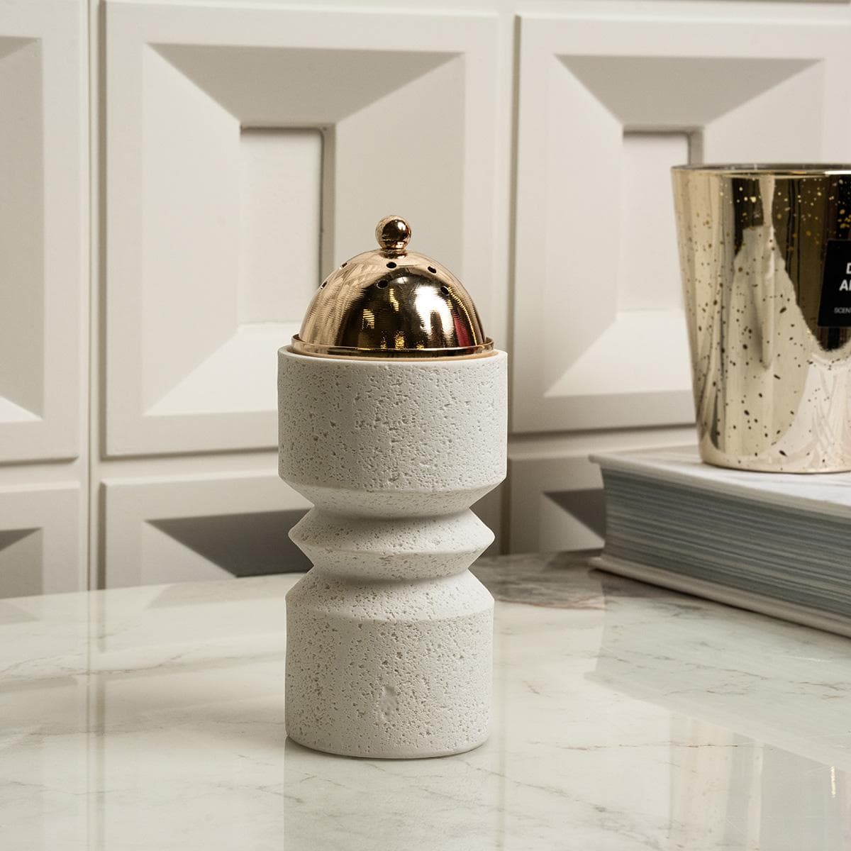 Rocky Resin Burner White 7.3X7.3X17.8 cm