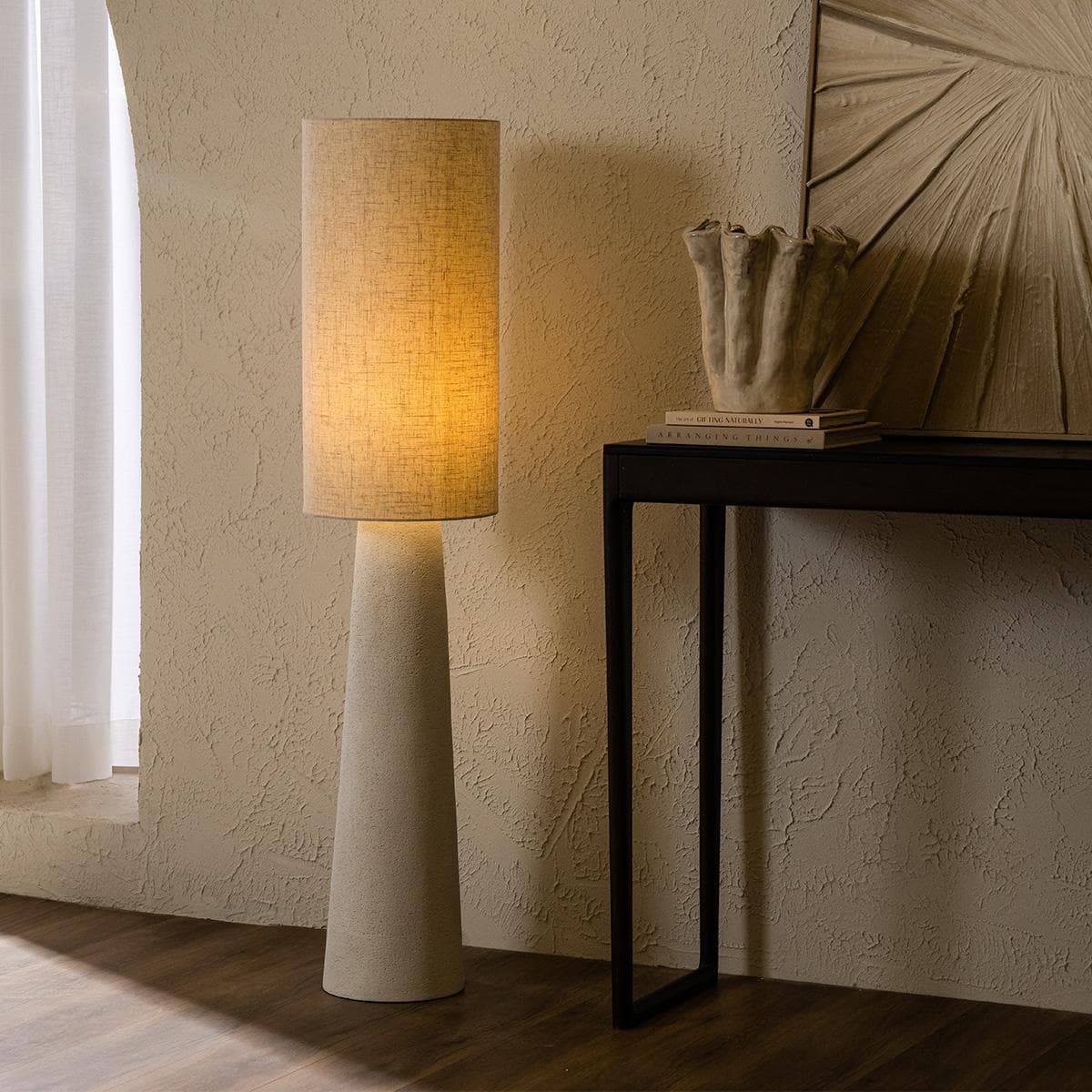 مصباح أرضي كارتر أبيض بقُطر 28×ارتفاع 139 سم