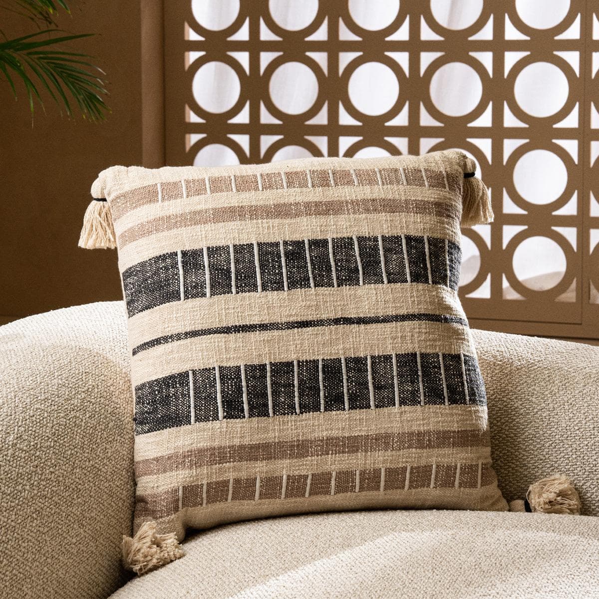 Okanda Cushion Black 50X50 cm