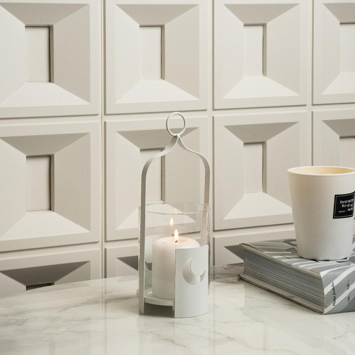 فانوس هلال أبيض