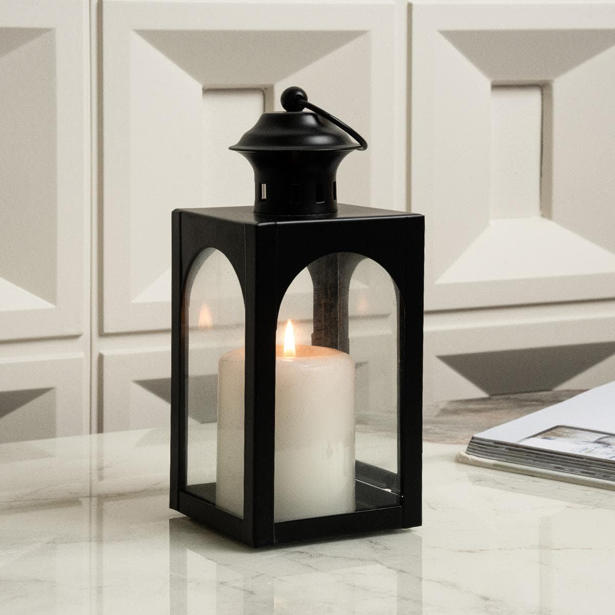 فانوس أوسي أسود