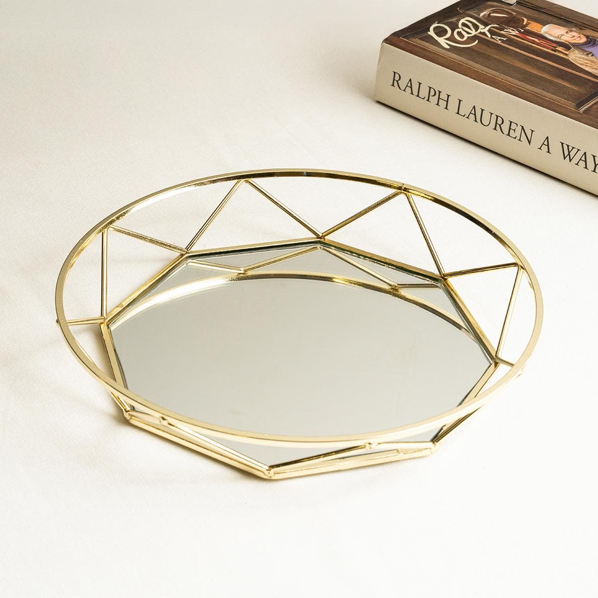 صينية تريو ذهبية 25×25×4.1 سم