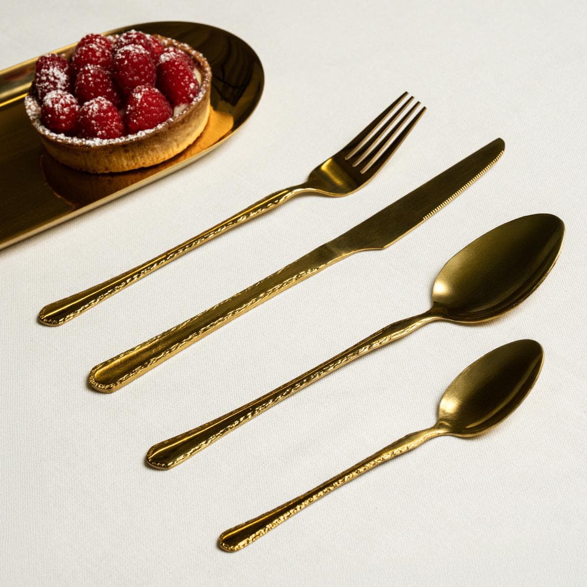 Law Cutlery Set 24Pcs Gold