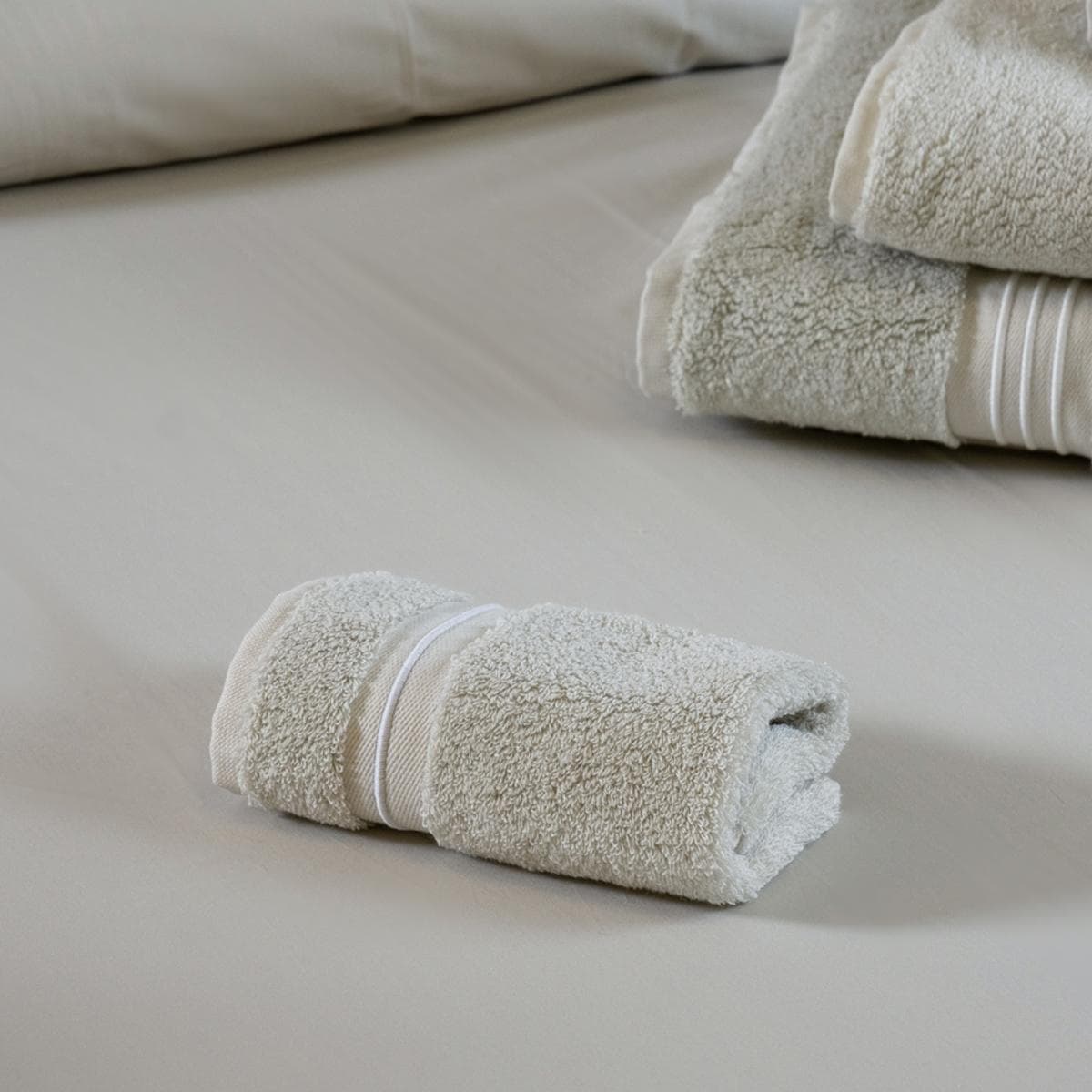 Spencer 750 GSM Face Cloth Stone 30X30 cm