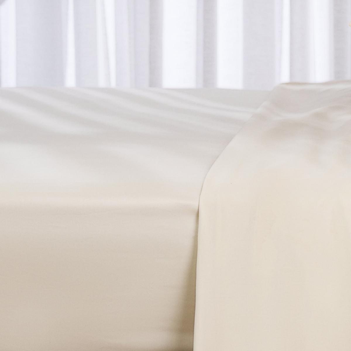 250 Thread Count Cotton Fitted Sheet Cream 120X200 cm