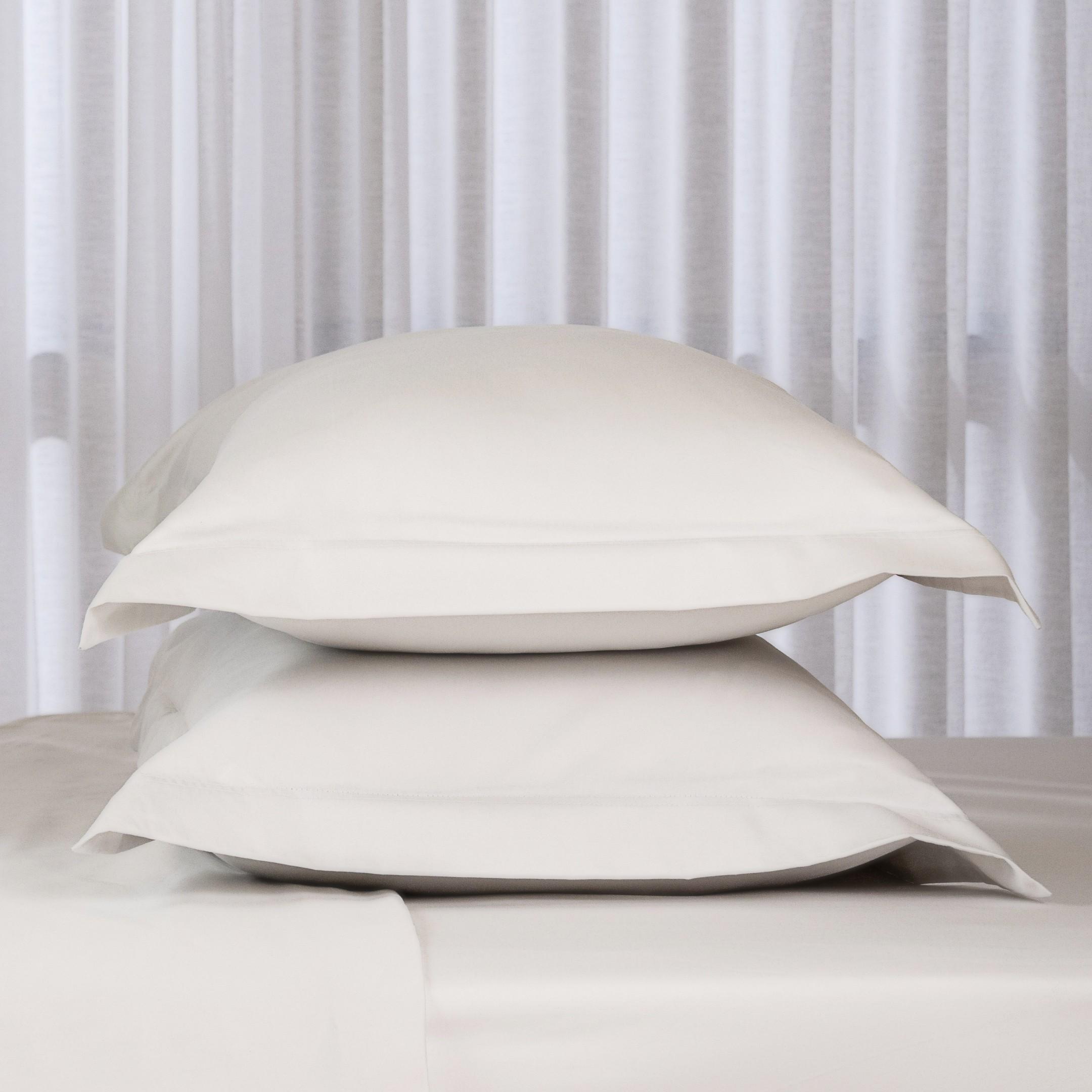 250 Thread Count Cotton Oxford Pillowcase Off White 50X75 cm