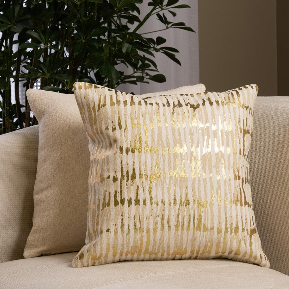 Scroll Cushion Gold 45 X 45 cm  