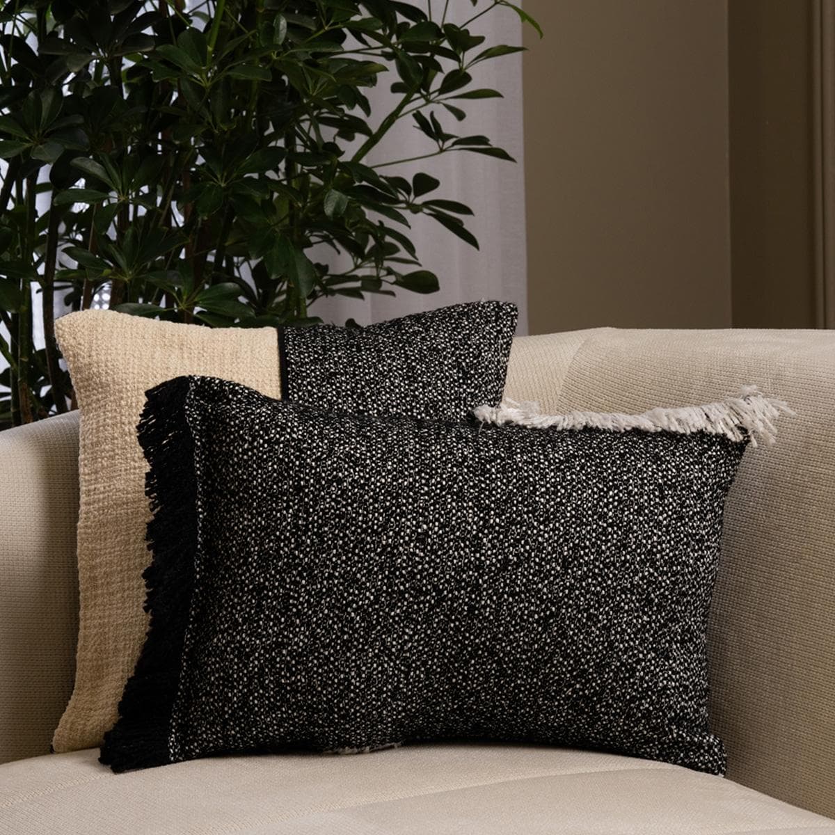 كوشيّة جاكي سوداء 35×50 سم
