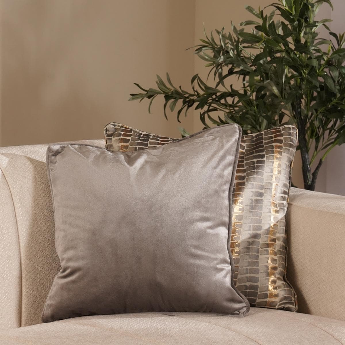 Ariana Cushion Grey 45 X 45 cm  