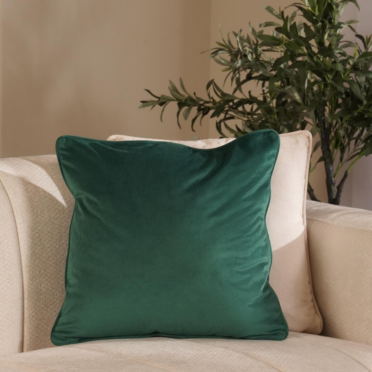 Ariana Cushion Green 45 X 45 cm  