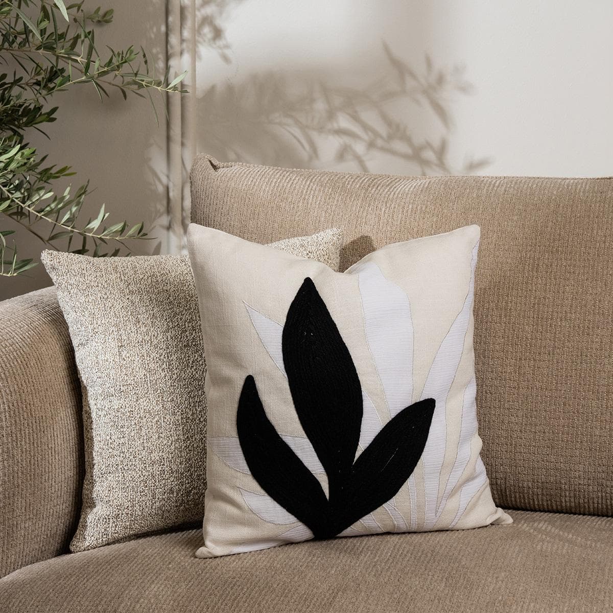 Flory Cushion White 45X45 cm