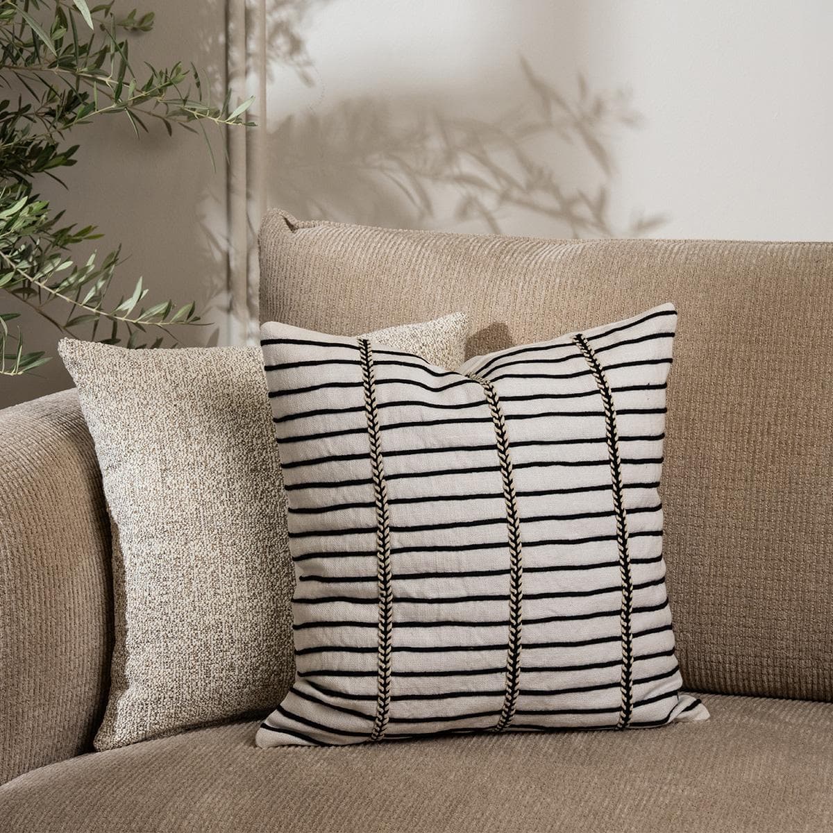 Datum Cushion White 45X45 cm