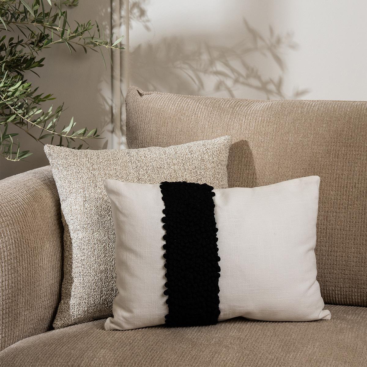 Avens Cushion White 35X50 cm
