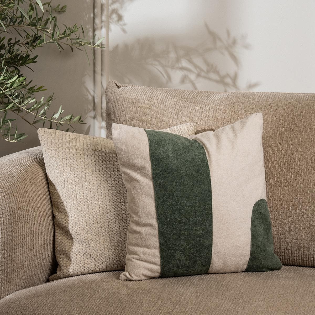 Hatin Cushion Multicolor 45X45 cm