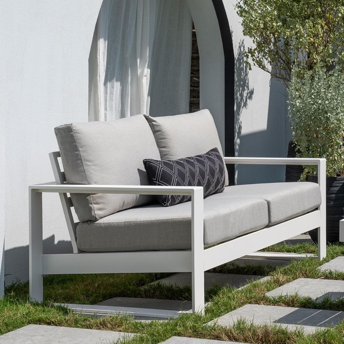 Brenta 2 Seater Outdoor Sofa White