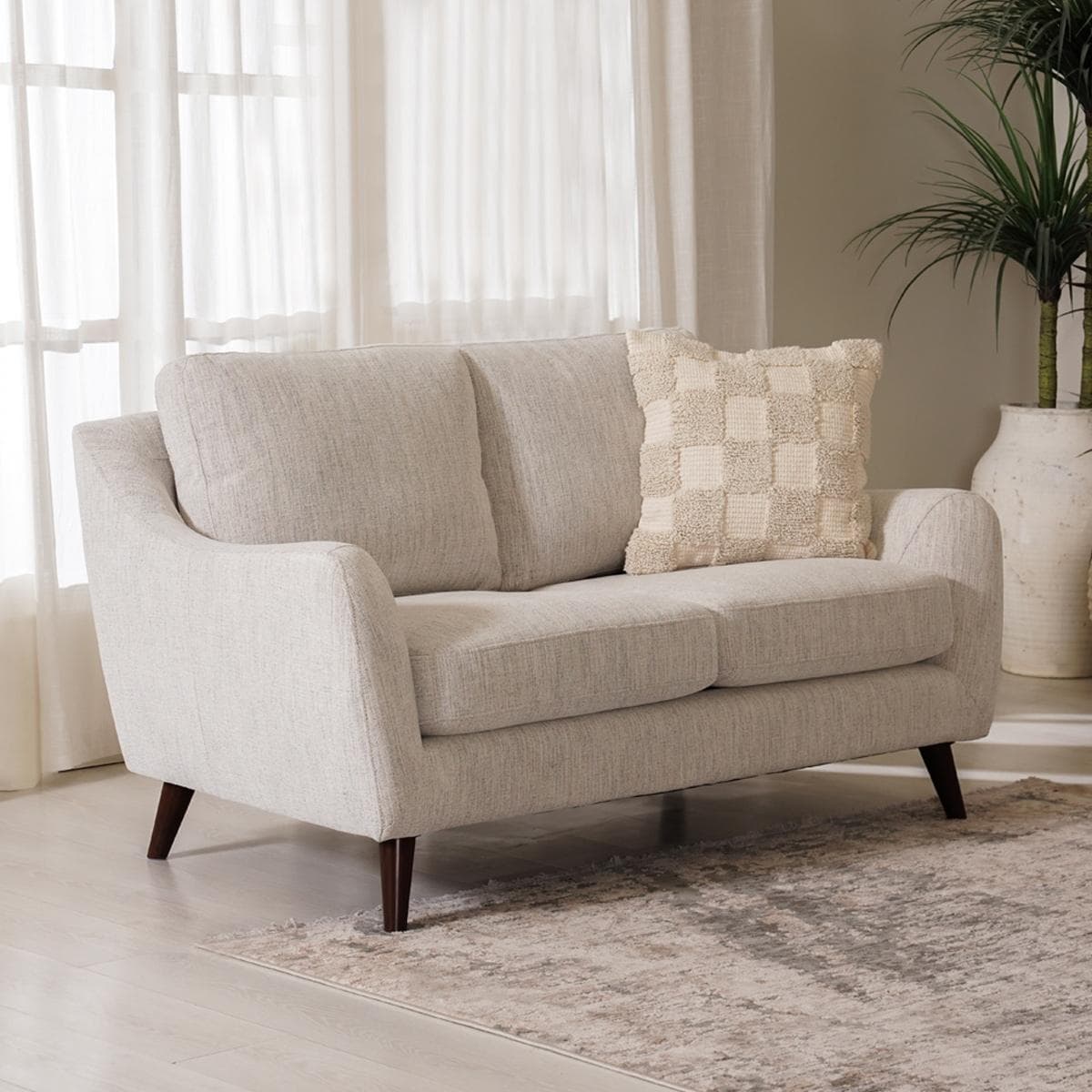 صوفا بمقعدين من ســـيلا