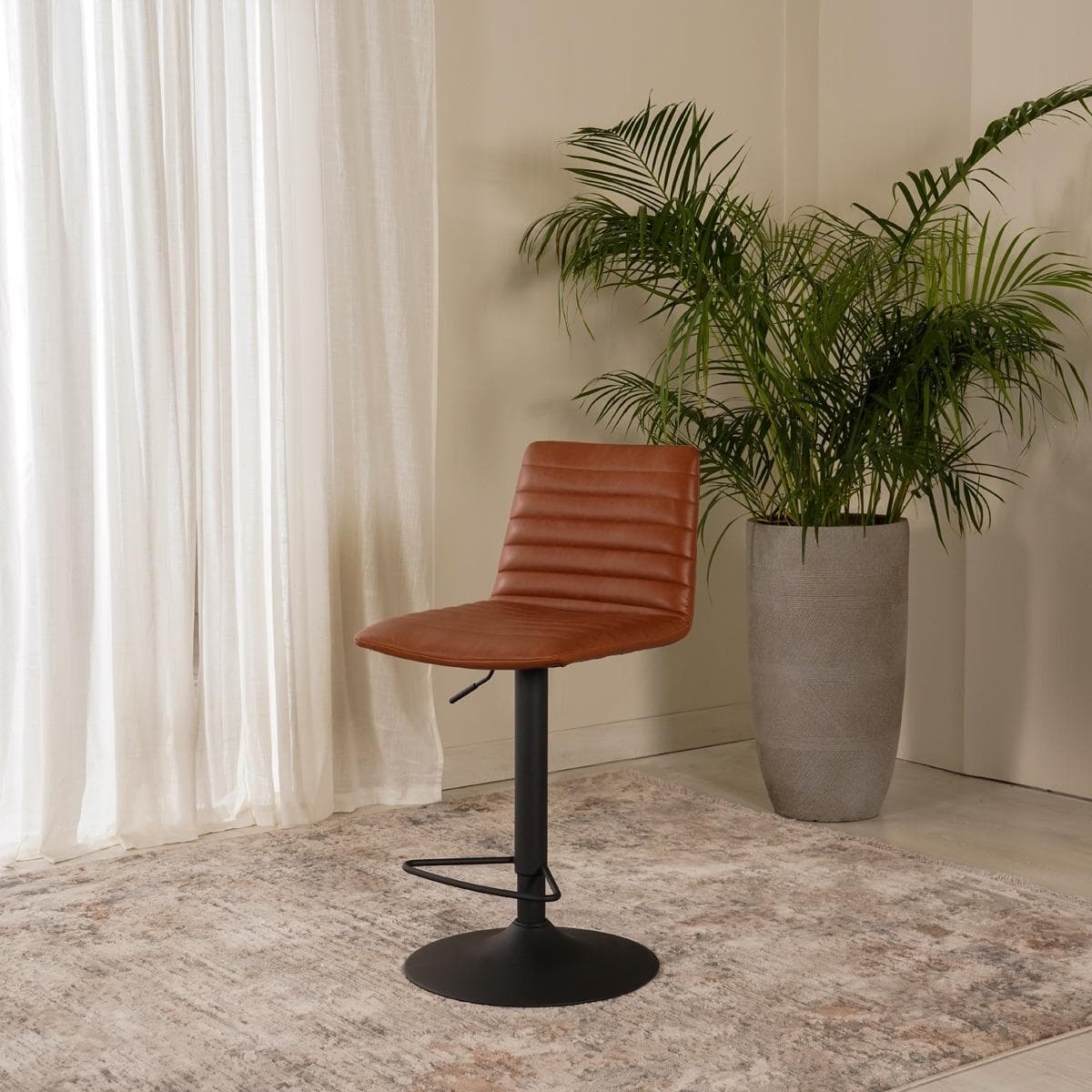 كرسي بار مرتفع كيمي نحاسي