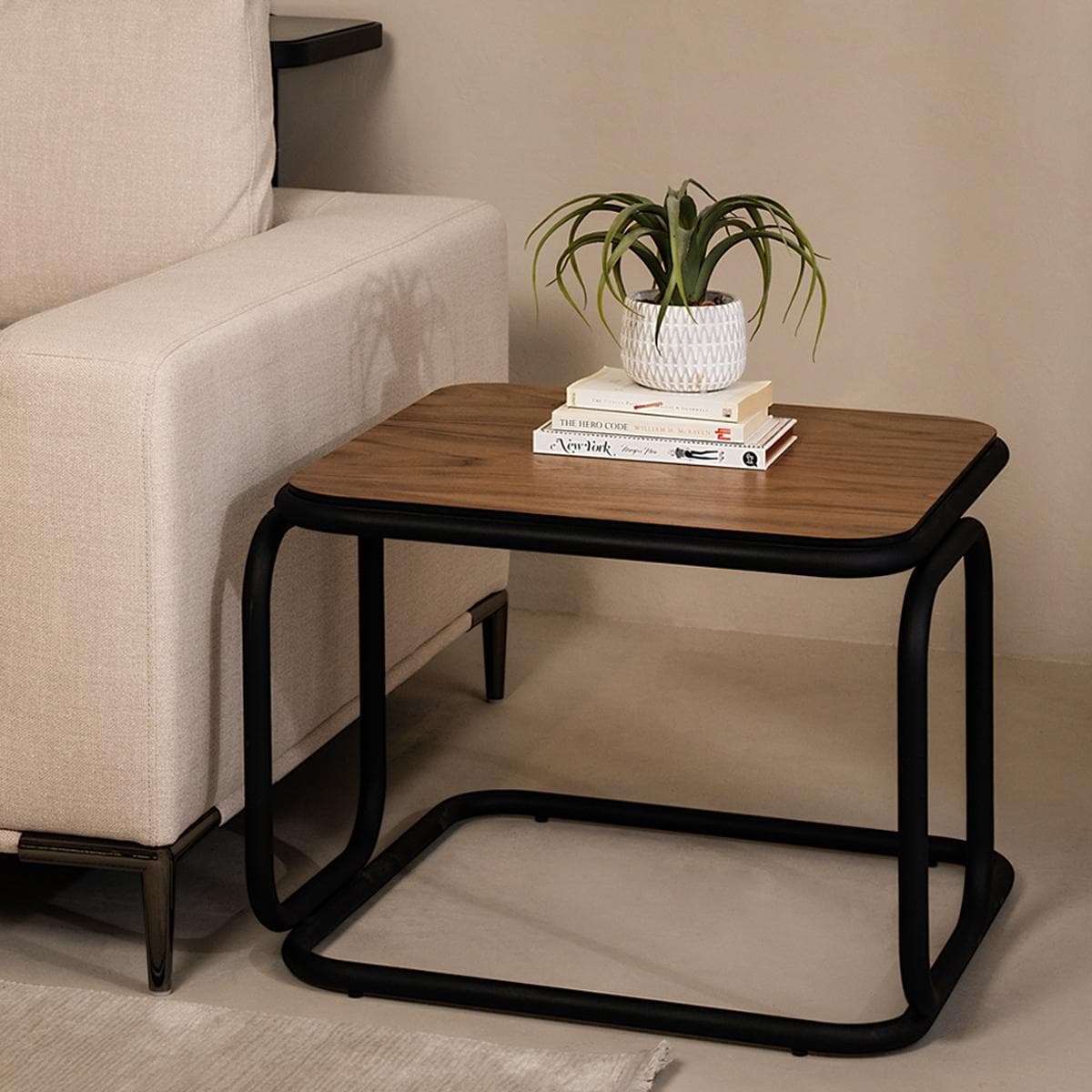 Boston End Table Walnut/Black