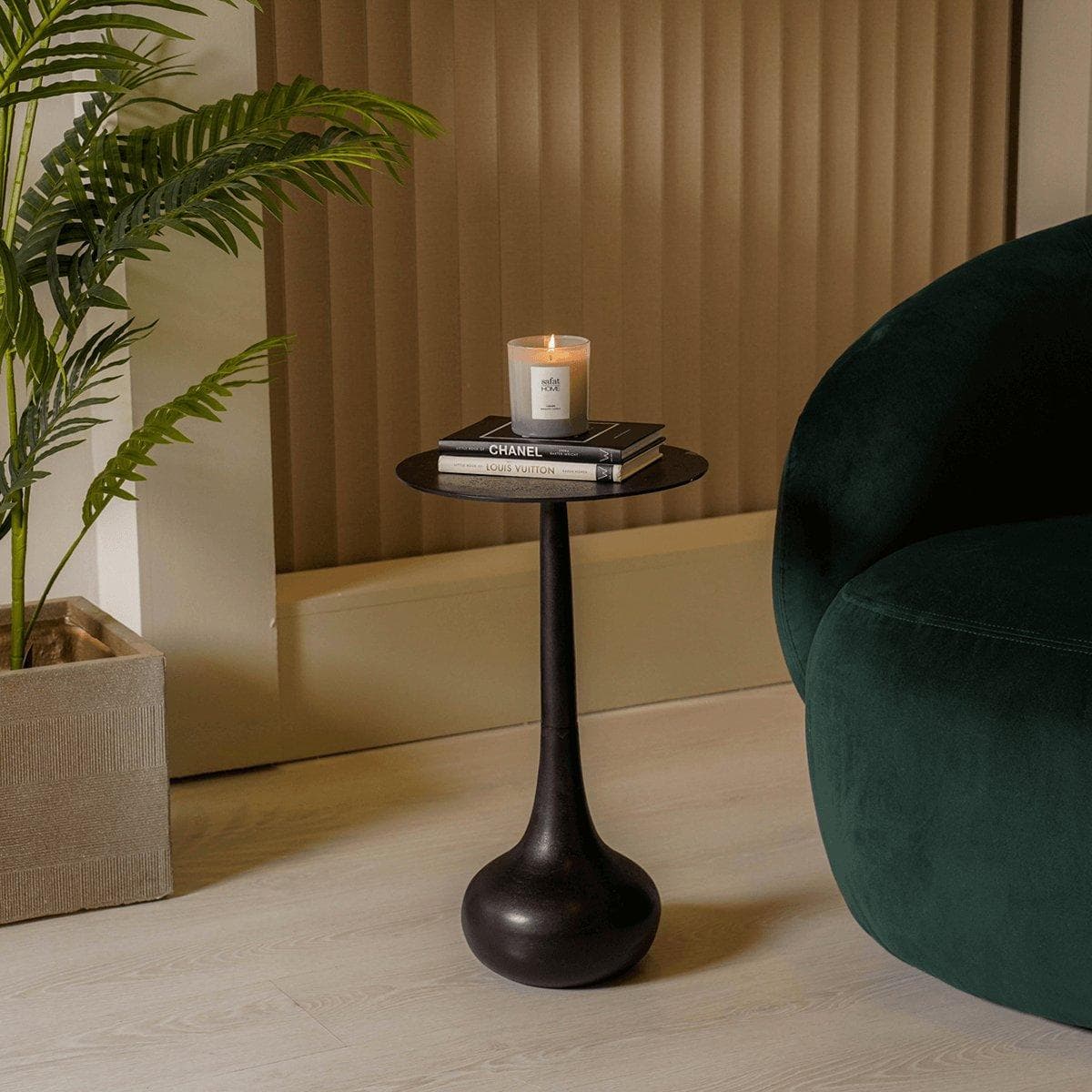 طاولة جانبية آريون صغيرة بني غامق