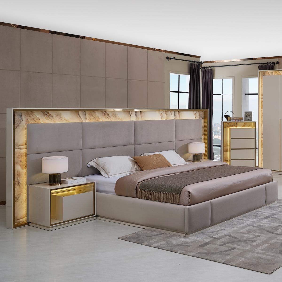 Pegaso 180x200 Bed Beige/Cream/Gold