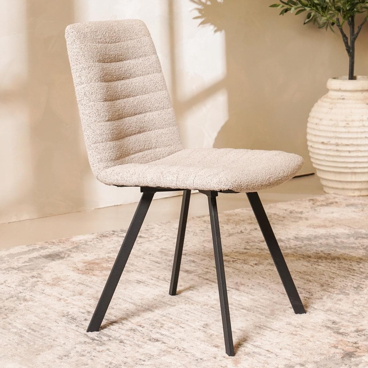 كرسي طعام كيمي بيج