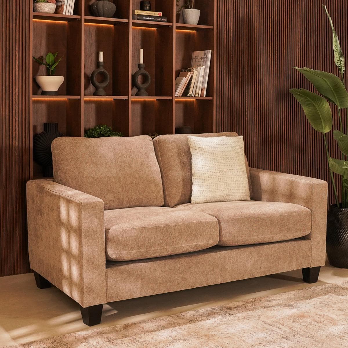 صوفا كريمسونبمقعدين بني فاتح