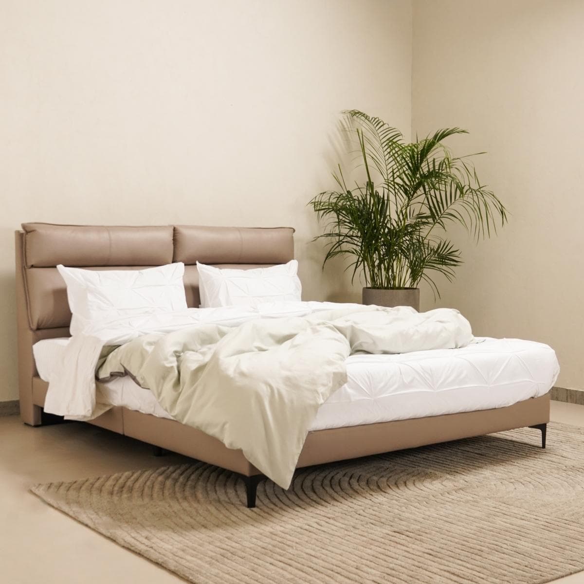 Sandra 150X200 Bed Dark Beige