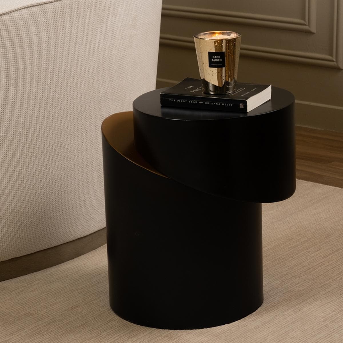 طاولة جانبية رولا أسود/ذهبي